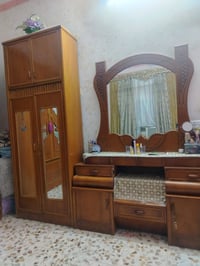 غرفه اخشاب • طابقين • نضيفه