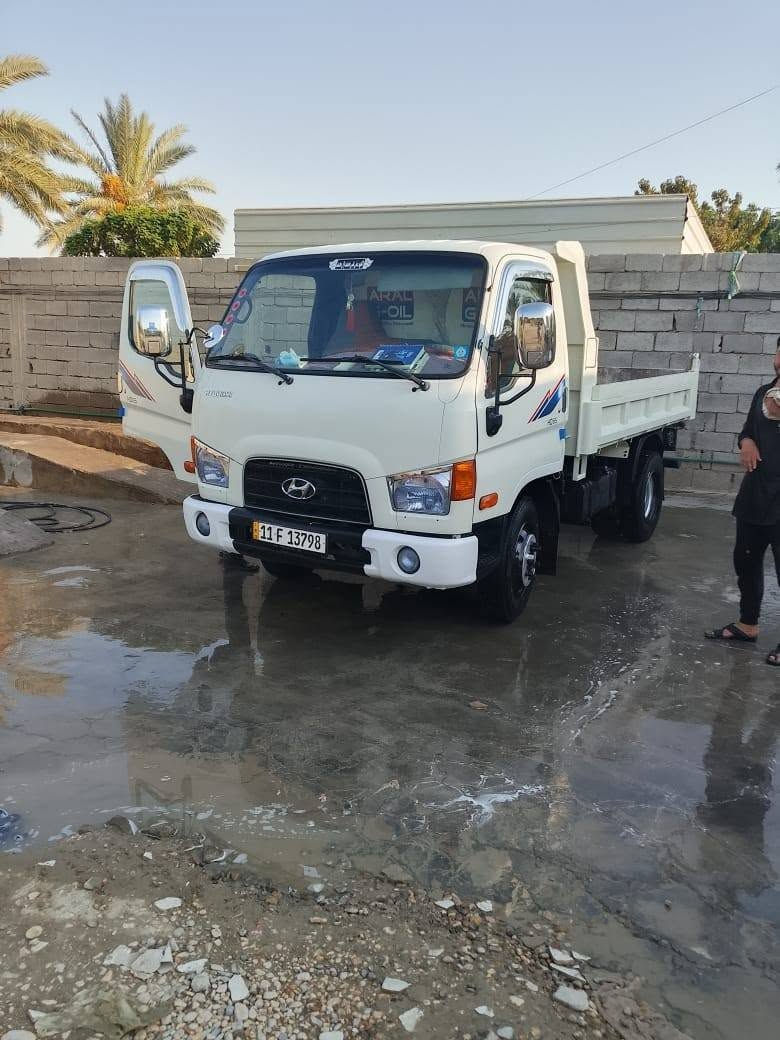 سلام عليكم هوندا للبيع  موديل   ١٦  فول مواصفات السياره على وضع الشركه   محرك ٤٠٠٠  عادي رقم بغداد انكليزي بسمي تحويل مباشر تخم تاير    البدي مصبوق  جماليه،حله جبله *********** و    ***********

