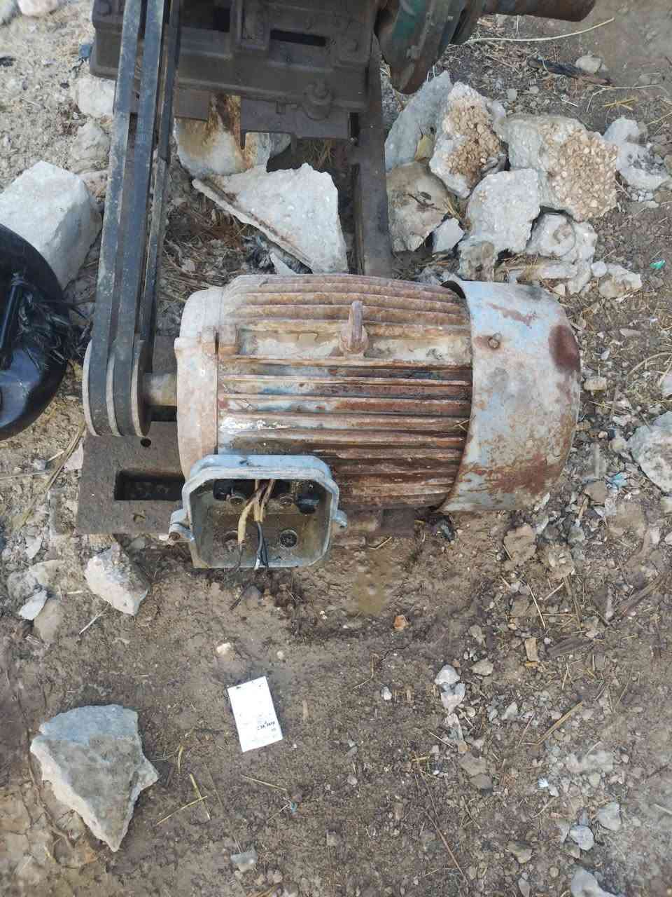 سلام عليكم البيع مطور 15حصان محترك محترك لاستفسار عل رقم الهاتف ***********
مكاني نجف نحيت العباسيه
