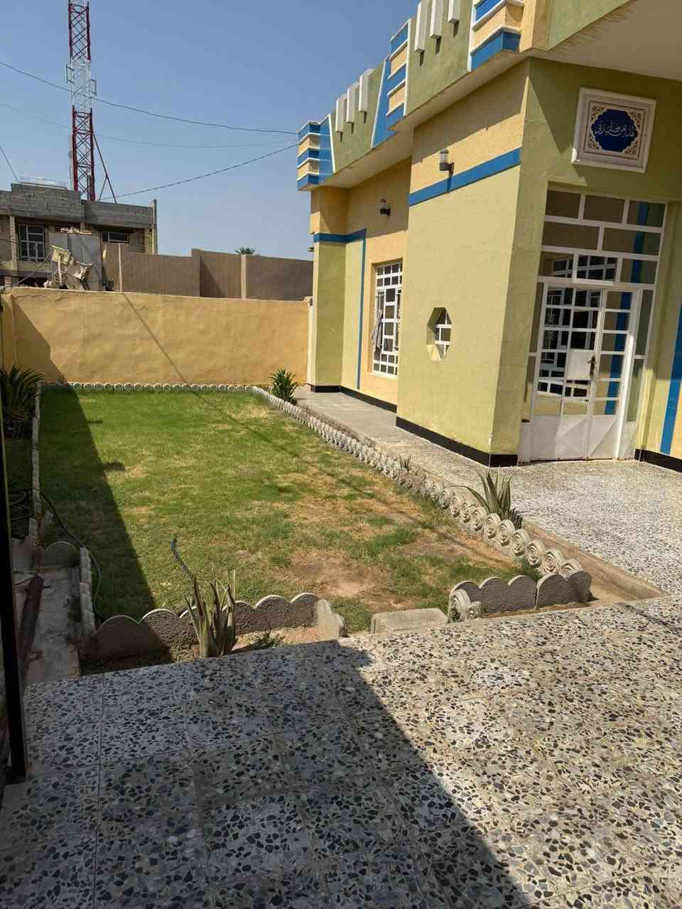 🏡 فرصة للبيع — بيت مميز وبسعر مناسب جداً 🔥

للبيع بيت مرتب ومناسب للسكن العائلي، موقع جيد ومساحة ممتازة، والبيت جاهز للبيع والاتفاق.

📐 المساحة: 410 م²
🏠 طابقين
🛏️ 6 غرف
🚗 مساحة مناسبة للسيارات
📄 طابو صرف — الأوراق والمستمسكات جاهزة
✅ جاهز لنقل الملكية وإكمال إجراءات البيع
🛣️ شارع بعرض 6 متر

💰 السعر: 150 مليون فقط وقابل للتفاوض للجادين.

🔥 سعر مناسب جداً مقارنة بالمساحة والمواصفات، والبيت يستاهل المعاينة على أرض الواقع.

📞 للاستفسار والتفاصيل والمعاينة:
***********

الجاد يتفضل، والبيت يبان أكثر بالمعاينة.
