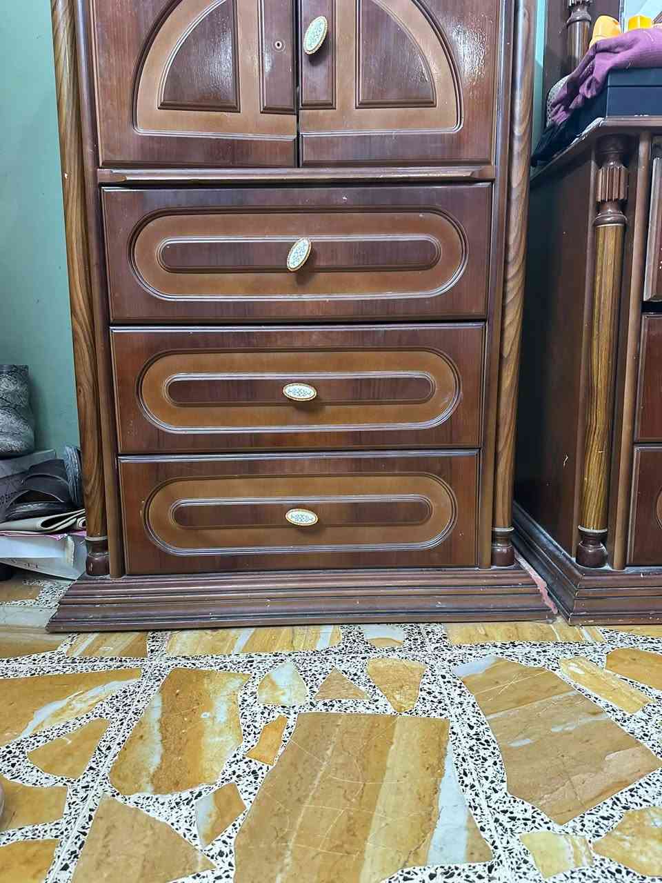 غرفة مصريه شغل دمياط للبيع 450 العنوان تكريت القادسيه ***********
