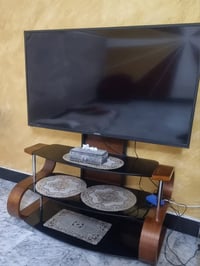 للبيع مكاني حي الاعلام ،جديده ما صارلها ٦ اشهر او اقل بس مستعجل على بي...