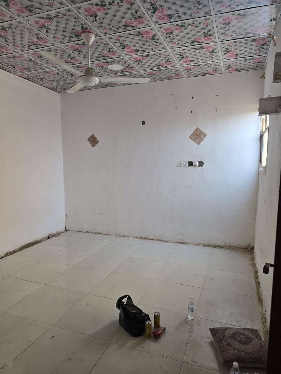 بيت للايجار • بل 36 قاطين
