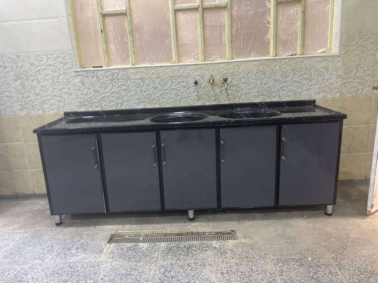 تم بحمد الله تنصيب كاونتر فصال حسب طلب الزبون بابل المسيب طريق يا حسين (ع) للحبيب ابو حيدر  بالخير عليك خالي 
بأجود مقاطع  التركية الأصلية 
من إنتاج معمل ابن الحجي للالمنيوم  
بإدارة وإشراف هادي ابن الحجي
***********
   للكاونترات الحديثة بابل المسيب طريق الحامية قرب جامع القدس الشريف 
 لسنا الوحيدون لكننا الأفضل
عاشت الأيادي أستاذ سيف اكرم الجنابي
