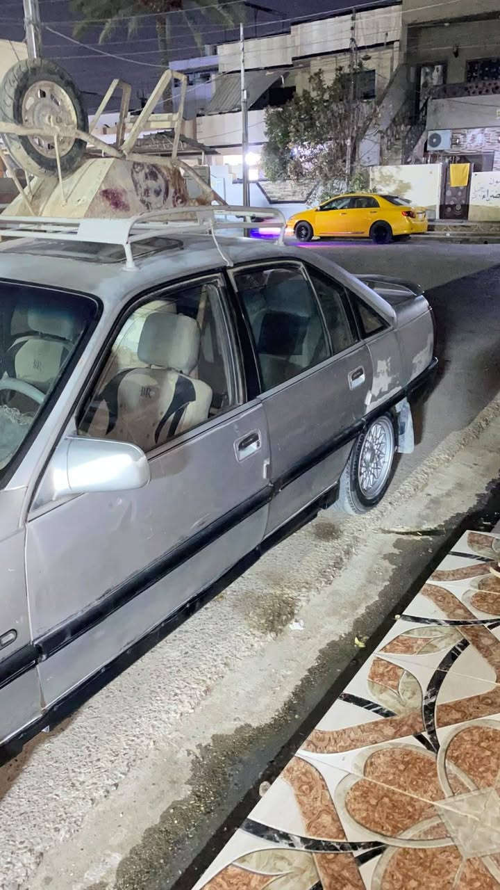 عندي اوميجا رقم كركوك سنويه عاج للبيع والسعر 22 بمجال قليل والسياره نظيفه حيل وهذا رقم وهذا رقم موبايلي ***********@
