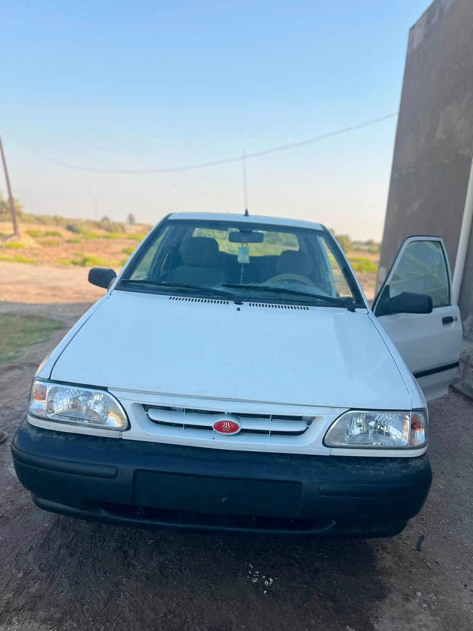 للبيع سايبا ٢٠١٥ رقم ذي قار مشروع وطني كفاله مكينه وكير وحداديه وتبريد بيه چاملغ تبديل بدون ضربه عابره 
السياره بأسمي مداور ثاني يوم 
مكان سماوه ناحية الكرامه السعر ٣٩
وقم ***********
