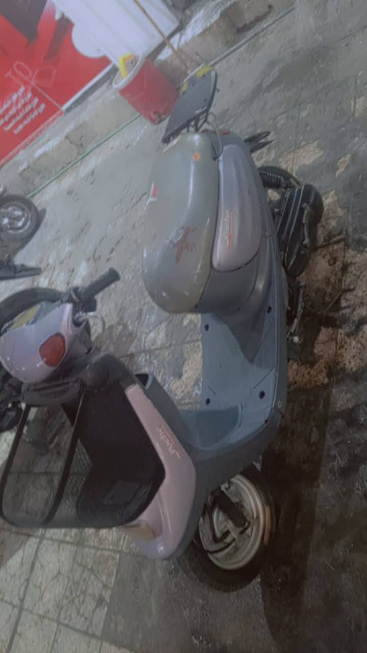 سلام عليكم دراجه منغولي للبيع مكفولة من كلشي من شاصي وكهربائيات وسلف وهندر لايت هورن بك لايت قفل سكان كفرات بلاديه دراجه حلوه وناعمه السعر 340 وبيها مجال مكان كربلاء حي العامل
أتصال  ***********
