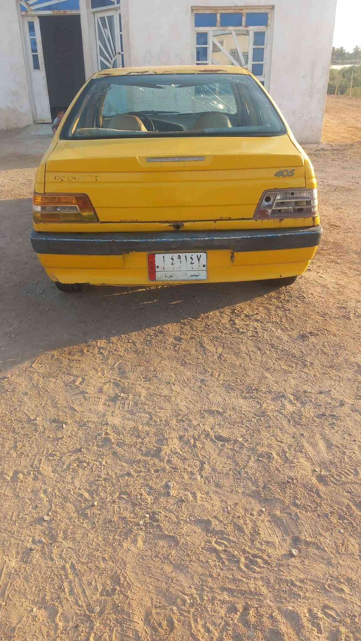 405  مديل 2012تخم تاير جديد حدادية جديد سعر مليون وبيها مجال رقم صاحب السيارة  ***********العنوان بصرة زريجي مقابل معمل ورق

