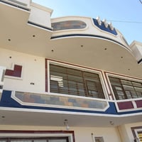 للبيع بسعر مناسب بدون دلالية 07841580177