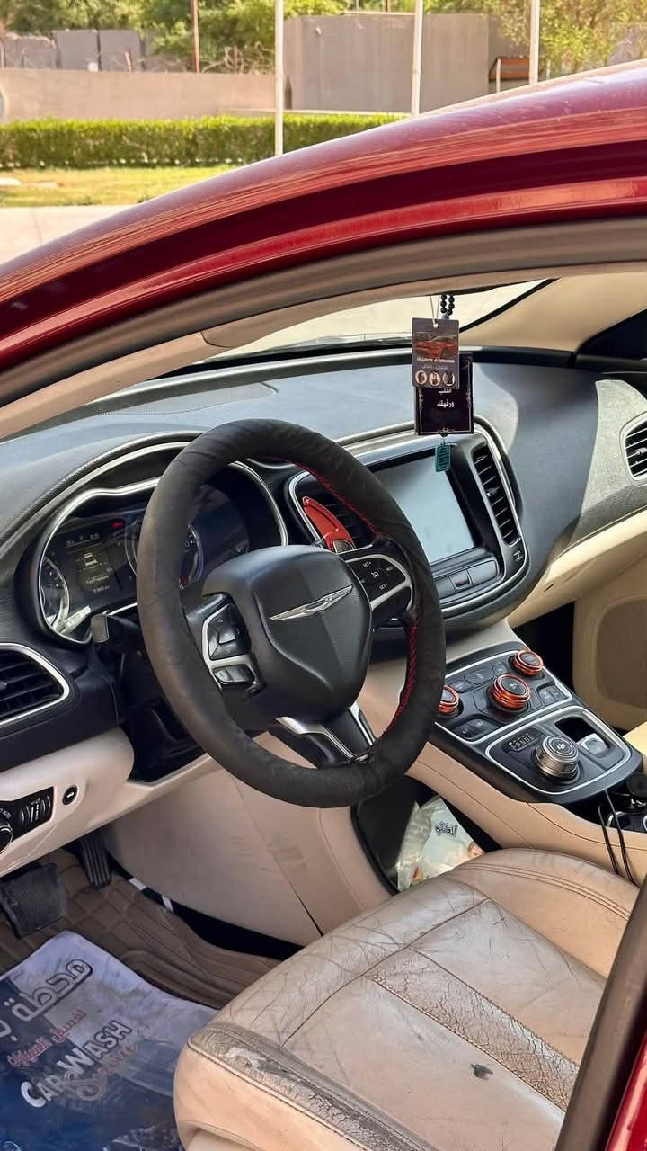 سلام عليكم
سي 200 موديل 15 محرك 3600 حادث امريكا جاملغ خلف سايق بدون ايرباك 
مكان سيارة بسمايه سعر 95 وبيه مجال 
الاستفسار ***********
