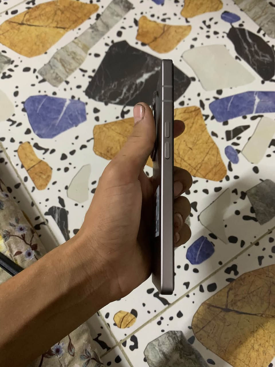 السلام عليكم  
lnflnix NOTE 50 Pro Plus 5G 
لون تيتانيوم مستعمل اقل الشعر النضافه 100\100 
ذاكره256 عشوائي 12  الشاشه 144 هرتز ببجي 120 فريم
النسخه هاي تجي مال العاب وكوتونه ماله موجود وتجي ويا شاحنه 100w  سعر 520الف وبي مجال تواصل ***********
