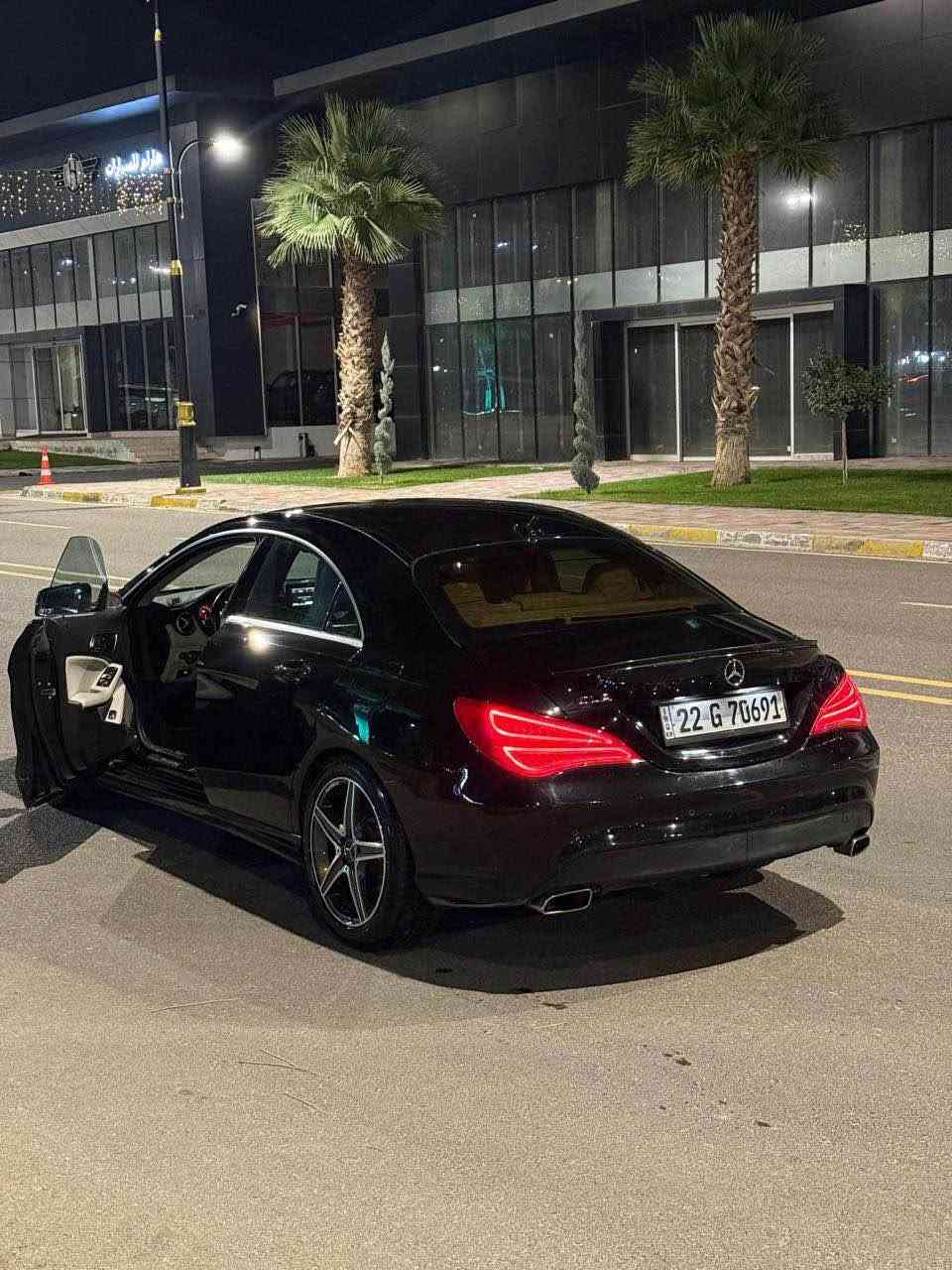 Mercedes-Benz _ CLA 250 _ 2013 _ AMG

‏‎السيارة استلام شركة مارسيدس يعني و كاله صفر شركه
ضمان دولي
...............................
السياره بدون حادث فقط قطعتين مرشوشه 
بدون دواخل بدون ايرباك 
 …………………..…………………………….
السعر المطلوب (( ١٢٢ )) ومجال بسيط
اي استفسار
*********** فقط عندي واتساب !!!
……………………………………………….
للبيع او مراوسه  بسيارة  رياضية!!! 
‏فول ‎مواصفات عدا الفتحة
مکینه 4 سلندر 20 توربو
‏‎موديل :2013
‏‎ماشيه 126 الف میل
‏‎السياره حلوه و كامله ومابيها نقص برغي
‏‎داخل کشن جلد ابیض سپورت
كشنات رياضي 
بريك بصمه
‏‎تبريد مركزي
‏‎كشنات  هيتر 
‏‎شاشه جبيره 
ماوس 
شفتات ستيرن
‏‎حساس خلفي و امامي
‏‎قياده سبورت واقتصادي Eco
‏‎تحكم ستيرن
‏‎و ستيرن كهربائي الحركه
لايت دبل عدسة 
بك لايت ليد 
‏‎كروس سرعه
‏‎مانع انزلاق و تنبيه عند الخروج عن المسار والنعس
‏‎لدات امامي و لدات خلفيه
‏‎اشاره مري
‏‎وبيه مواصفات معروفة 

‏‎رقم اربيل الجديد 
‏‎شرط تحويل + وكالة
‏‎مكان السياره دهوك
‏‎السعر:122 $ ورقه وبيها مجال بسيط 

‏‎تلفون 📞 
[***********] + وتساب دهوك, العراق
