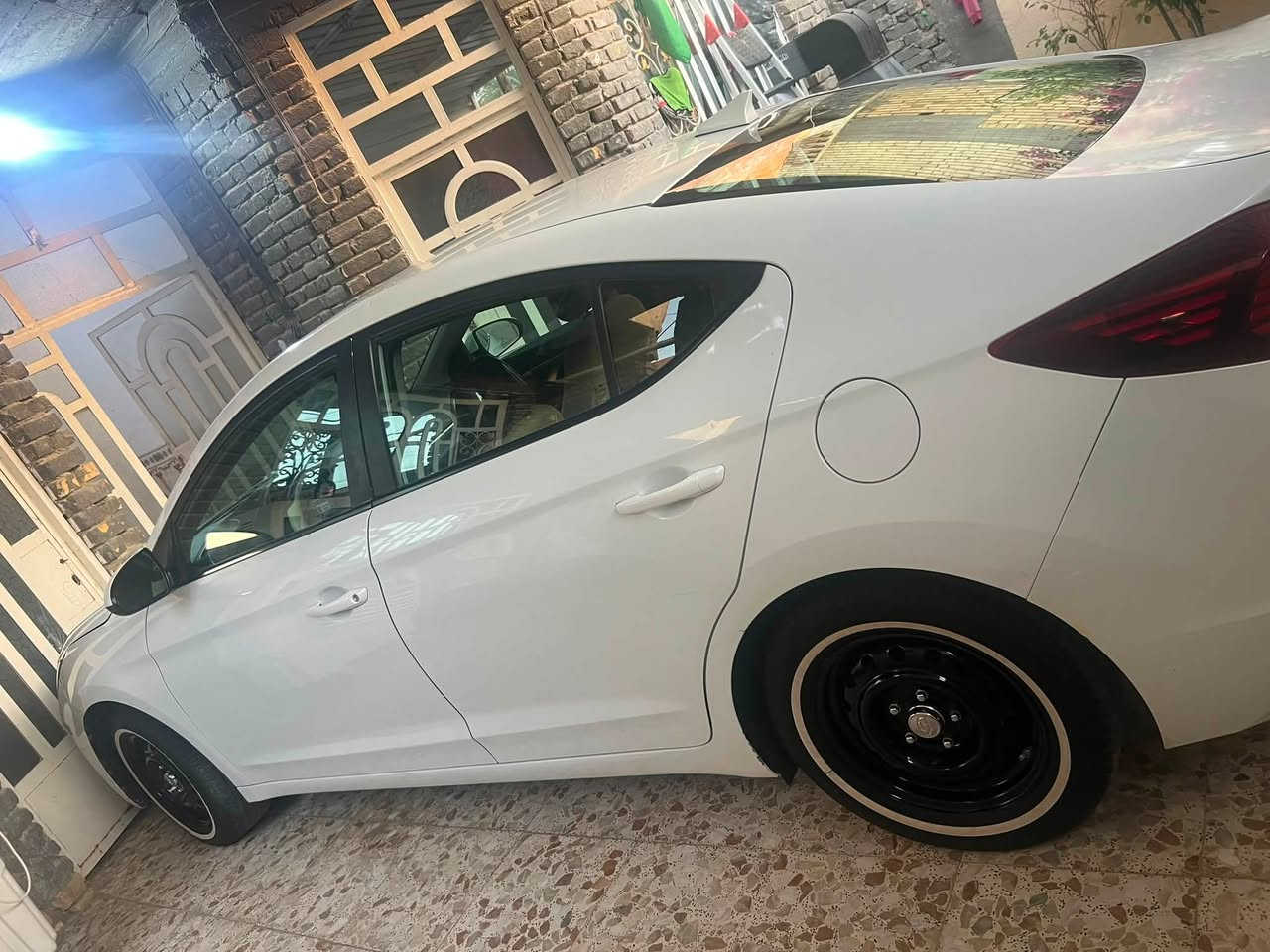 اسلام عليكم الانترا وراد امريكي 2019 رقم اربيل بسمي كير ايتي مكينه 2000 دوش صور الحادث موجوده بيه تقشير بلقماره وشويه بلقبق الجنطه مكاني بابل سعر 117 وبيه مجال قليل رقم ***********
