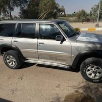 نيسان باترول سوبر سفاري  فول موصفات موديل 2000 كير اتو لوكير شغال  تبر...
