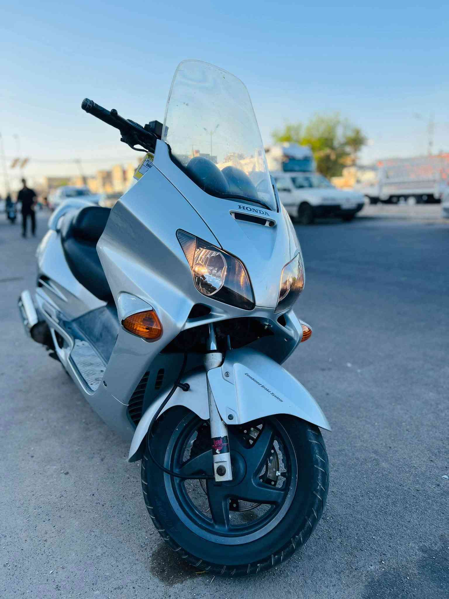المميز الجديدMF 06فحل ماشية 24الف دراجة كفالة كلهة شغالة وكلها ابلاديABSحساس ازدحام كهربائيات كلها شغالة ونضافتهة شرط احلى من الصور بدون قطرة صبغ اوراق كاملة  
الرقم ***********. مكان بغداد العبيدي

