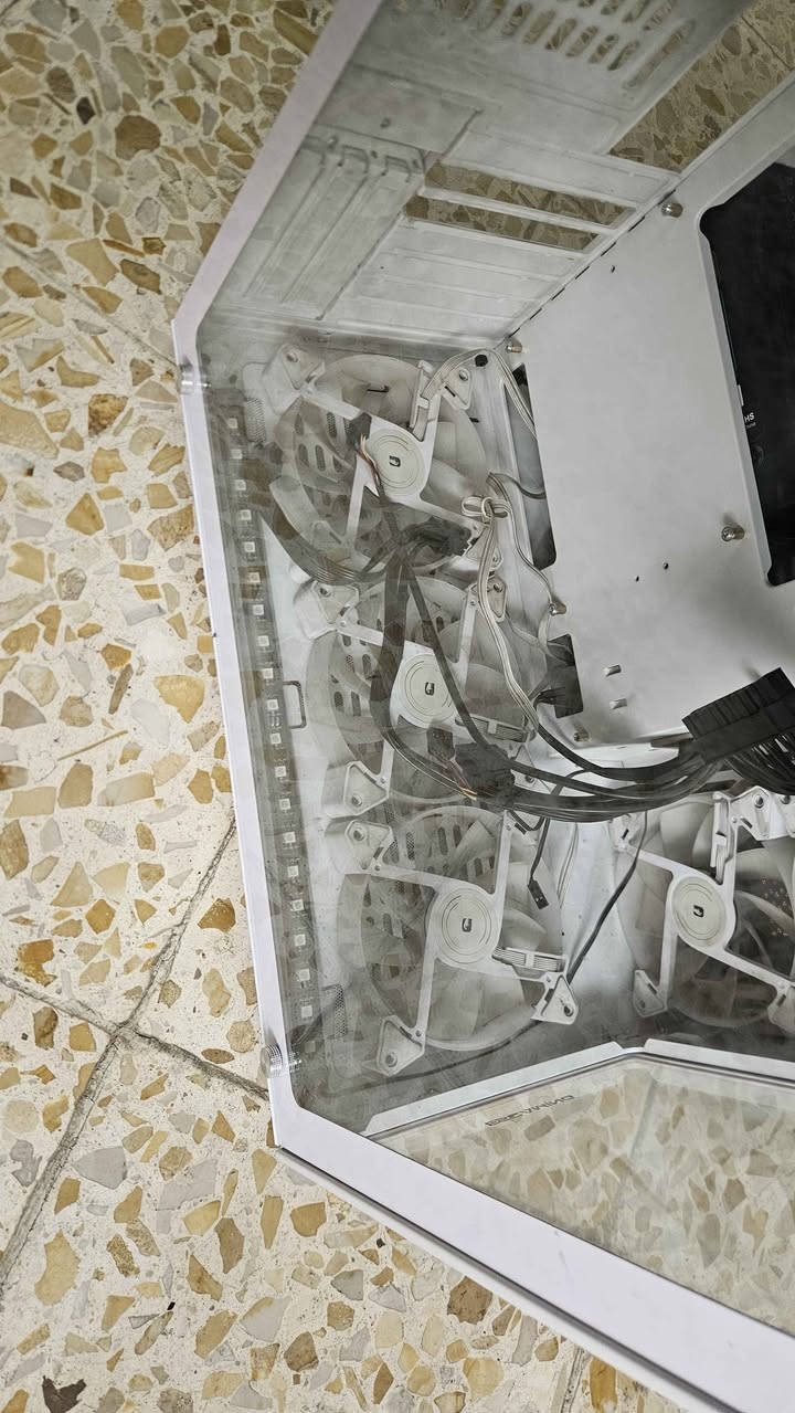 كيس ابيض • ياخذ اكبر بورد • باور 650w