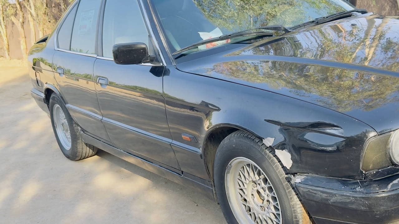 من بعد إذن الأدمن.
سلام عليكم ورحمة الله وبركاته.  BMW . 525
للبيع.  
مديل.  91. 
رقم بغداد. 
بسمي.  
سنويه الحد.  2028
محرك مسكر عدل . جيد جدا.  
تبريد جيد جدا.  
حداديه جيد جدا .
توجد طخه بسيطه في الجاملغ المامي كما واضح في صوره.  . سلايت. 
سعر 65. 
***********. الديوانية قضاء السدير.
