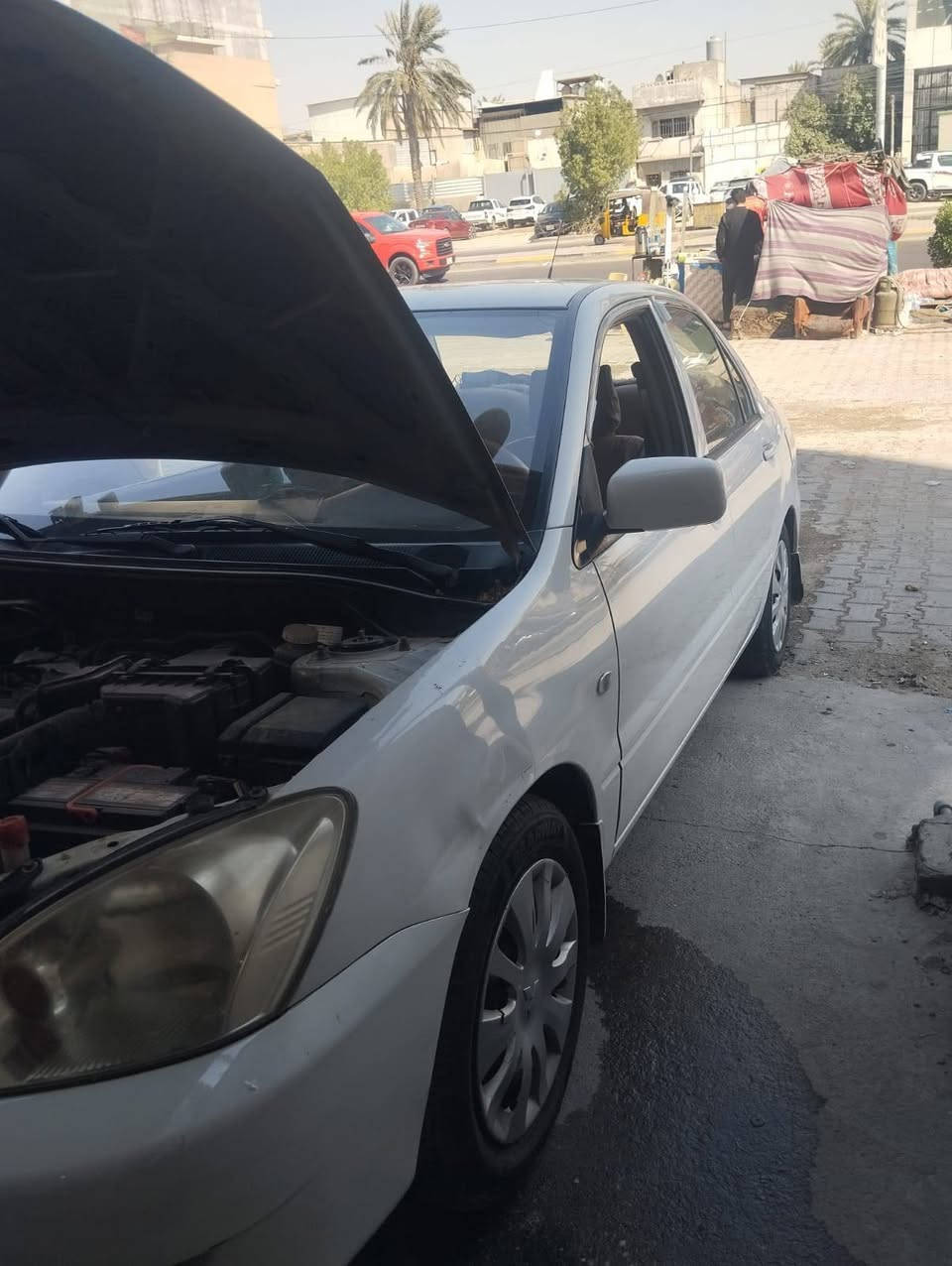 سياره لانسر 2011 كامله مكمله كهربائيات وتبريد  سياره بيت  كل شي مناقصها تشغل وتطلع  التحويل ثاني يوم السعر 78 رقم بغداد  مكان السياره المشتل ***********
