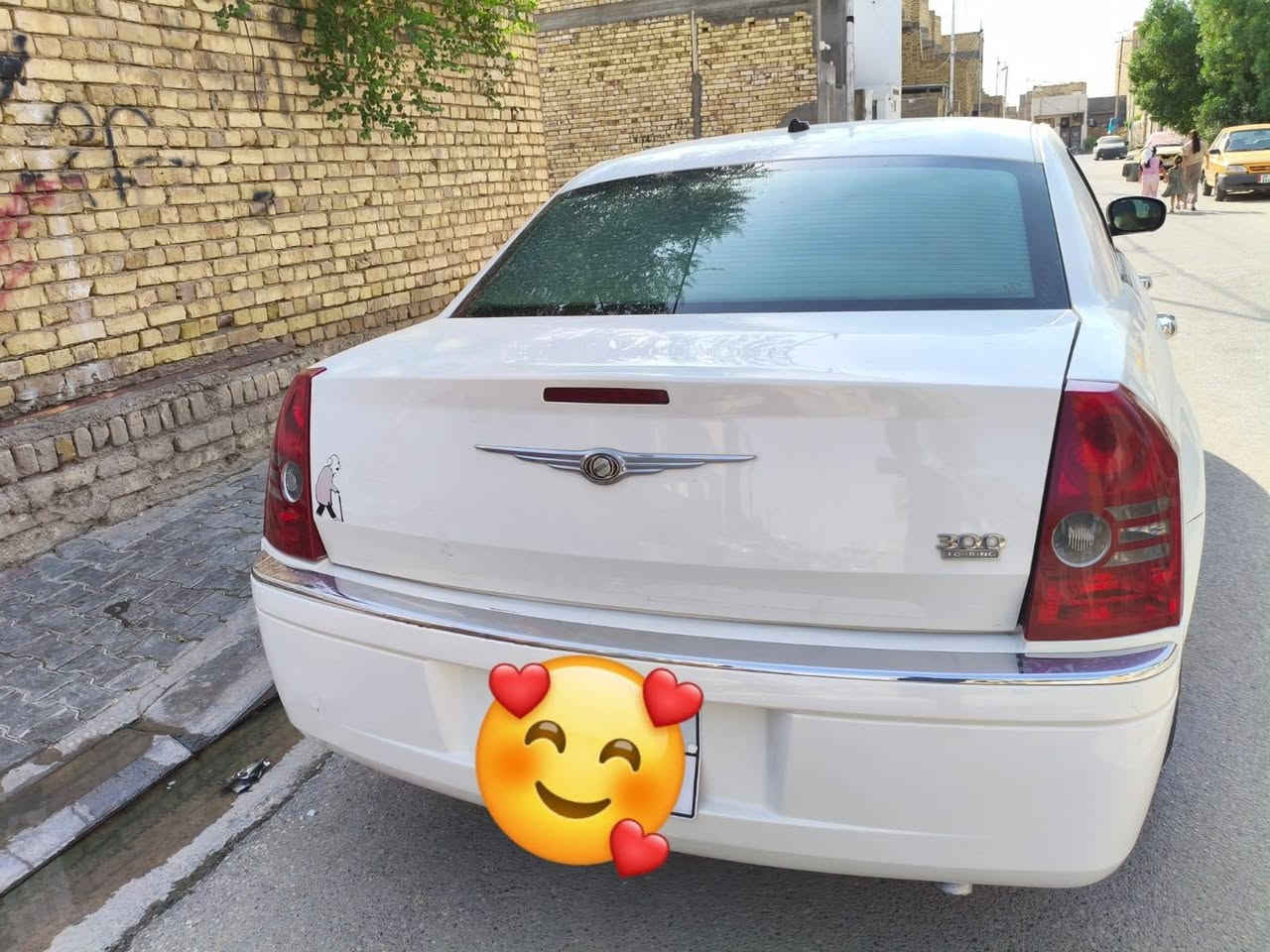 سلام عليكم اوباما 2008 سياره خير من الله كير أو محرك كفاله عامه حداديه فول قبل 10تيام شديتهه  سياره ستعمال شخصي بس 
سنويه 2030سياره داخله هزه بس تشد الوحات  الاستفسار تصل عل رقم***********بيع سريع باقي 
بيع واعتذر من المراوس مكان السياره واسط تفاصيل خاص
