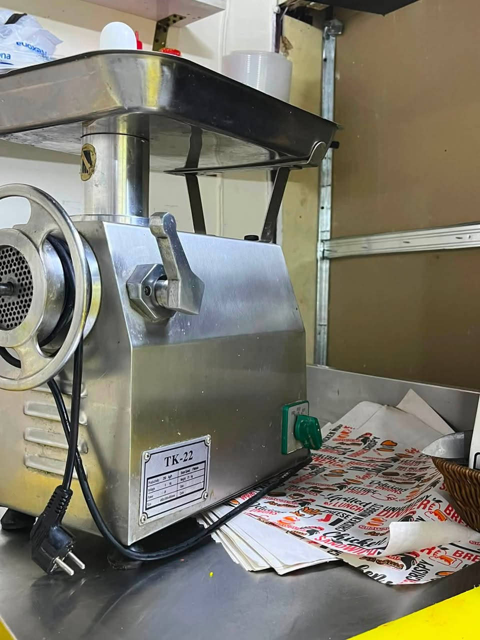 غراض مطعم نضيفات كلش للبيع استخدام قليل
للتواصل ‭***********‬
