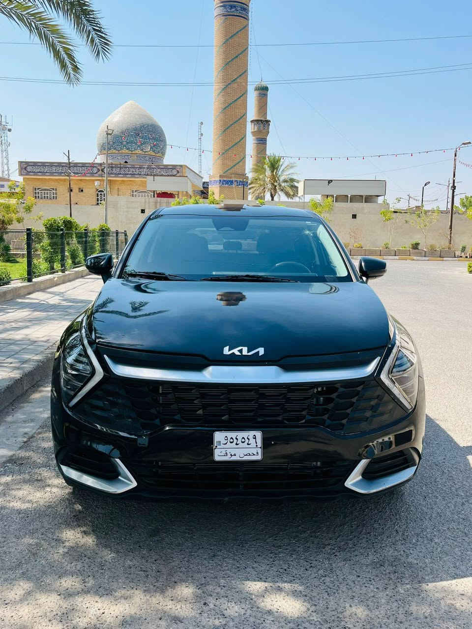 السلام عليكم سبورتج 24 دخول جديد منفيست باسمي حادثها بنيد فقط  بدون ايرباك جميع الايرباكات سليمة تبريد راديترات بلادي لغد شاصي مكفول

المواصفات
ويل كب 
 رادار امامي 
تبريد قطعتين
حساسات خلفية 
قيادة ذاتية
توقف ذاتي 
تنبيه عند مغادرة المسار
كروس سرعة
وضعيات قيادة
تدفئة كشنات
تدفئة ستيرن
كامرة دواره 

سيارة جاهزة وكاملة بدون نقص

السعر157 بيها مجال بسيط

بغداد تقاطع درويش حي العلام *********** بغداد, العراق
