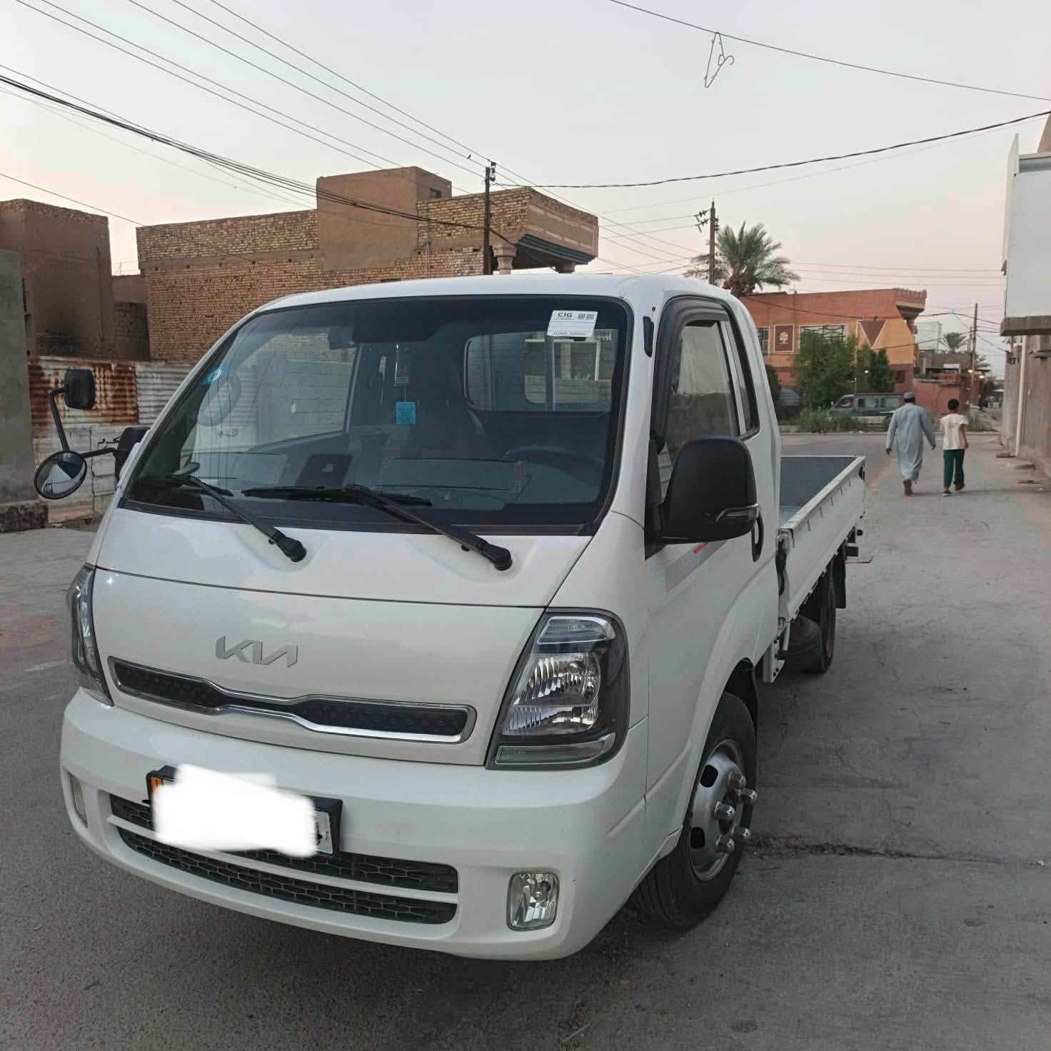 السلام عليكم كيا فحل موديل 23
ماشيه 24 الف
بعده زيرو 
كفاله عامه 
محرك ادبلو سائل 
فول وربع 
كير عادي 
للاتصال 

+964 780 008 0337
