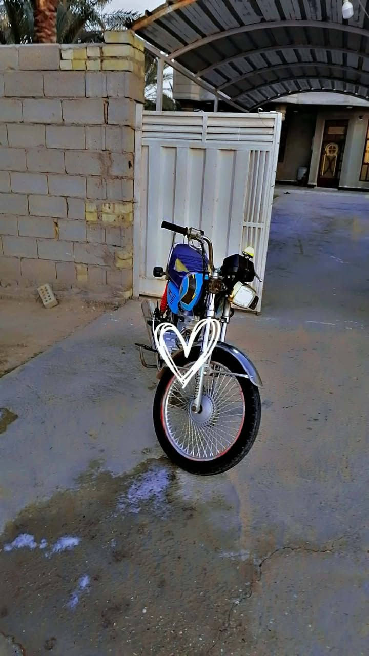 سلام عليكم للبيع دراجه موديل ٢٠١٨ مكان واسط عزيزيه ***********
