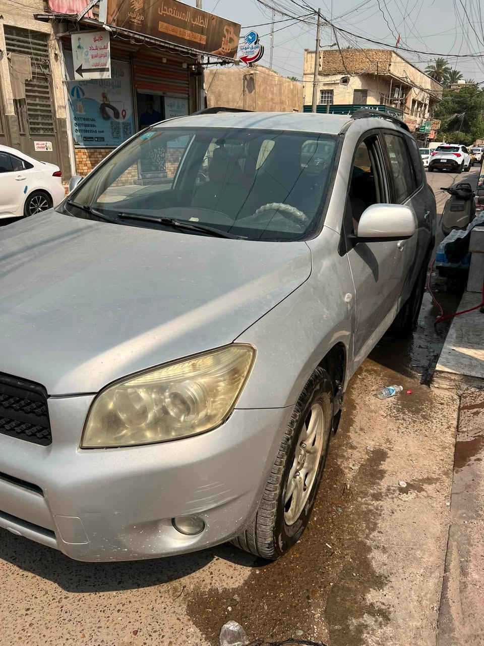 تيوتا راب فور موديل 2007 صبغ عام جماليه
كير محرك كفاله تبريد شغال 
عليهاا ادامه كامله السياره 
بيهاا نواقص كم شغله 
حداديه 50‎%‎ 
شرط التحويل باسمي 
السعر 70 وبيهاا مجال 
***********
