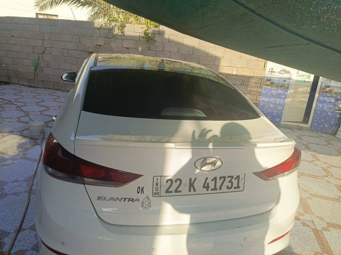 فول موصفات عدا البصمه
فتحه سقف 

سايد ابريك يدوي 

شاشه بلادي 

كامره دواره 

تايرات جديده

تبريد قطعتين 

لد ليلي نهاري 

محرك 2000 دوش 

تحكم ستيرن 

حساسات خلفيه 

مرايات شفط عند القفل 

كشنات مخمل 

بأسم شركه عندي وكاله عامه 

سنويه 2031 

السعر 134 

مكان بصره 

رقم الهاتف ***********

                ***********
