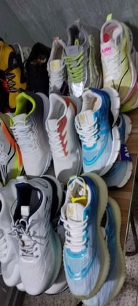 توفرت شلعة مال ترانشوز رياضي خفيف طبي العدد 35 زوج سعر القطعة ب8000 ال...