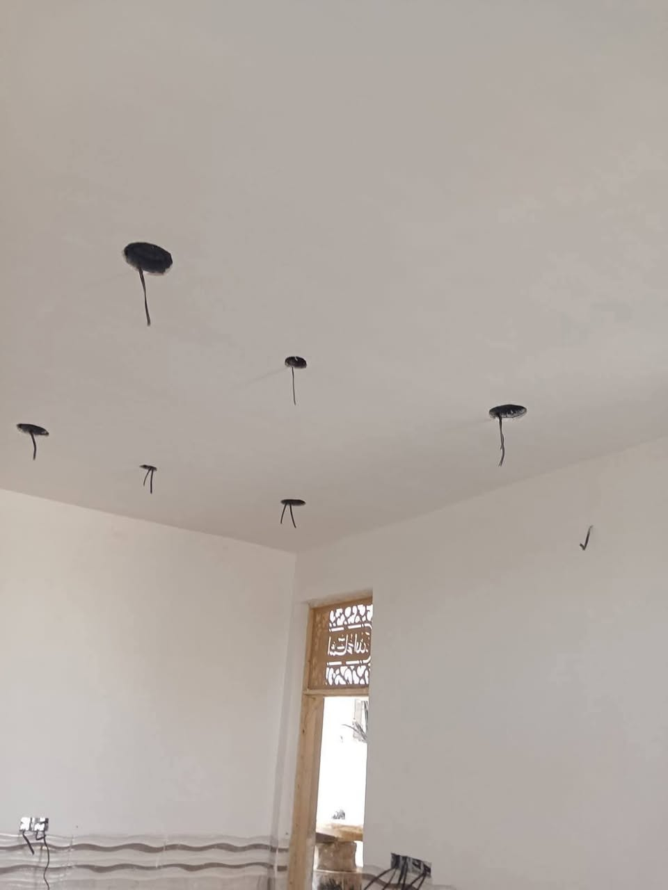 سلام عليكم كادر ابياض متفرغ حالين حسب الطلب اتصل وبلخدمة ***********
