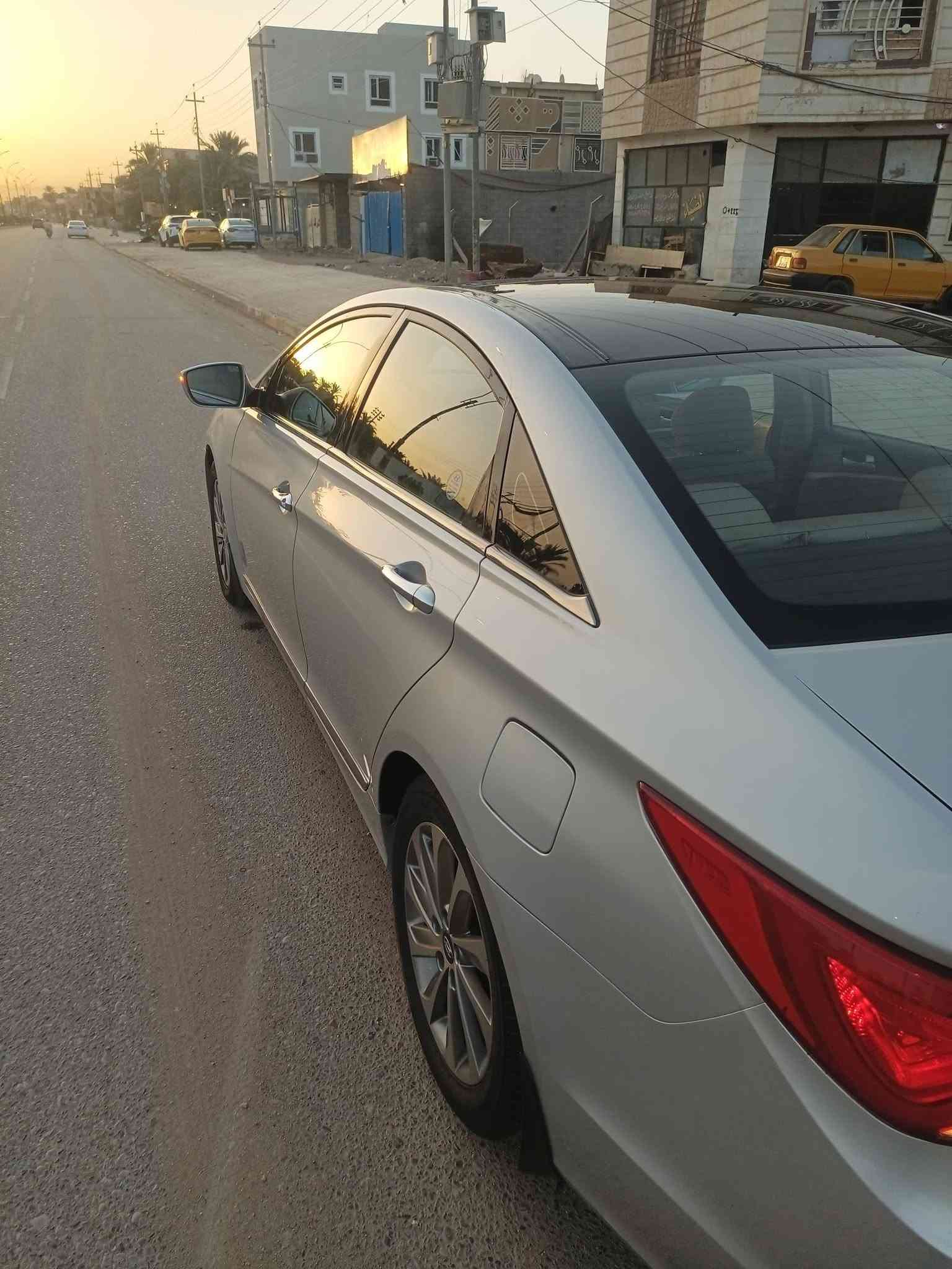 سوناتا 15 خليجي فول عدا البصمه كفاله عامه بدون صبغ محرك دوش 2400 مامفتوح شركه كفاله من كلشي مكانها كربلاء  رقمها كربلاء سنويه ل 31 هزه جديده بسمي ترايها زيرو وناعمه جاهزه من كلشي *********** السعر 150 وبيها مجال سياره جديده
