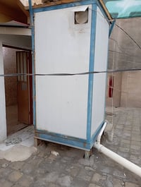 تواليت متنقل • حمام متنقل