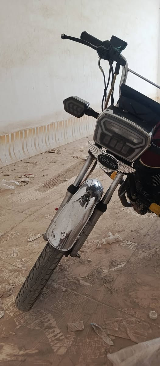 سونك • ٢٠٠ • بدون اراق