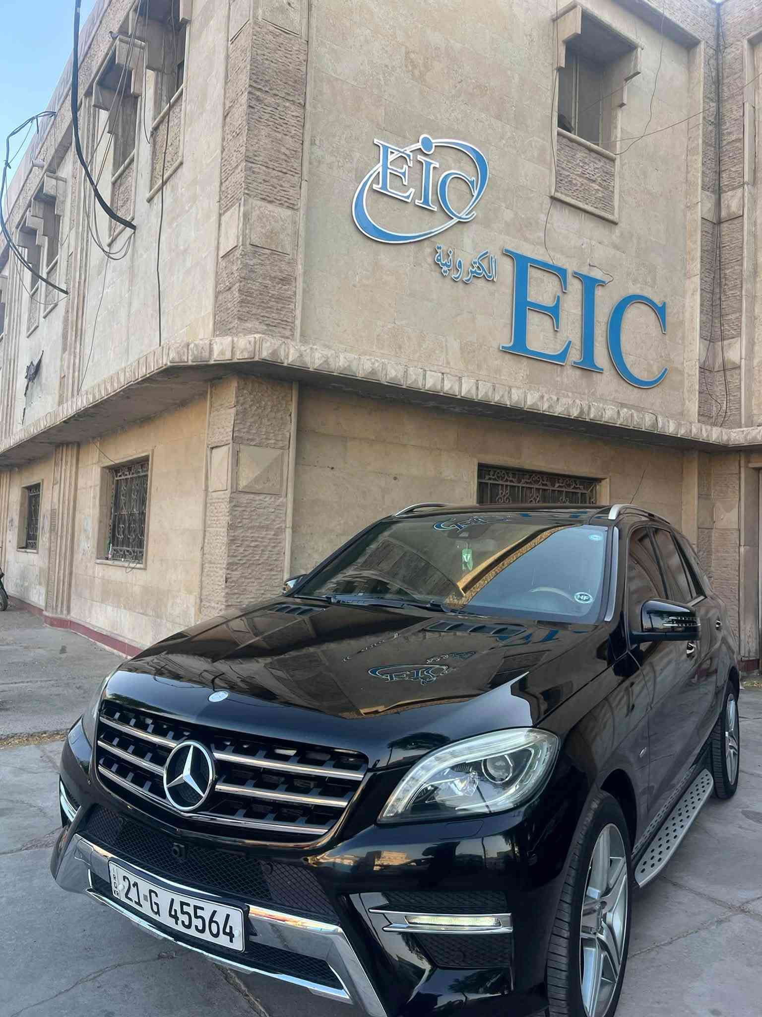 سلام عليكم مارسدس MLموديل ٢٠١٣ مكينه 8 سلندر الحديث كت AMG  ماشيه ١٥٧kكيلو  سياره جديده بمعنه الكلمه فول مواصفات كفاله عامه من صبغ والبارد وشخطه بنراما شاشاد رادار نقطه عمياء  سستم صوت  داخل  كهرباء كشنات ذاكره ستيرن رجاج  نضام سبور جوبلس سندوك كهرباء بيها مواصفات مذاكرهن  بسمي تحويل مباشر.  بيع او مراوس حسب القناعه  ***********وتسابً
