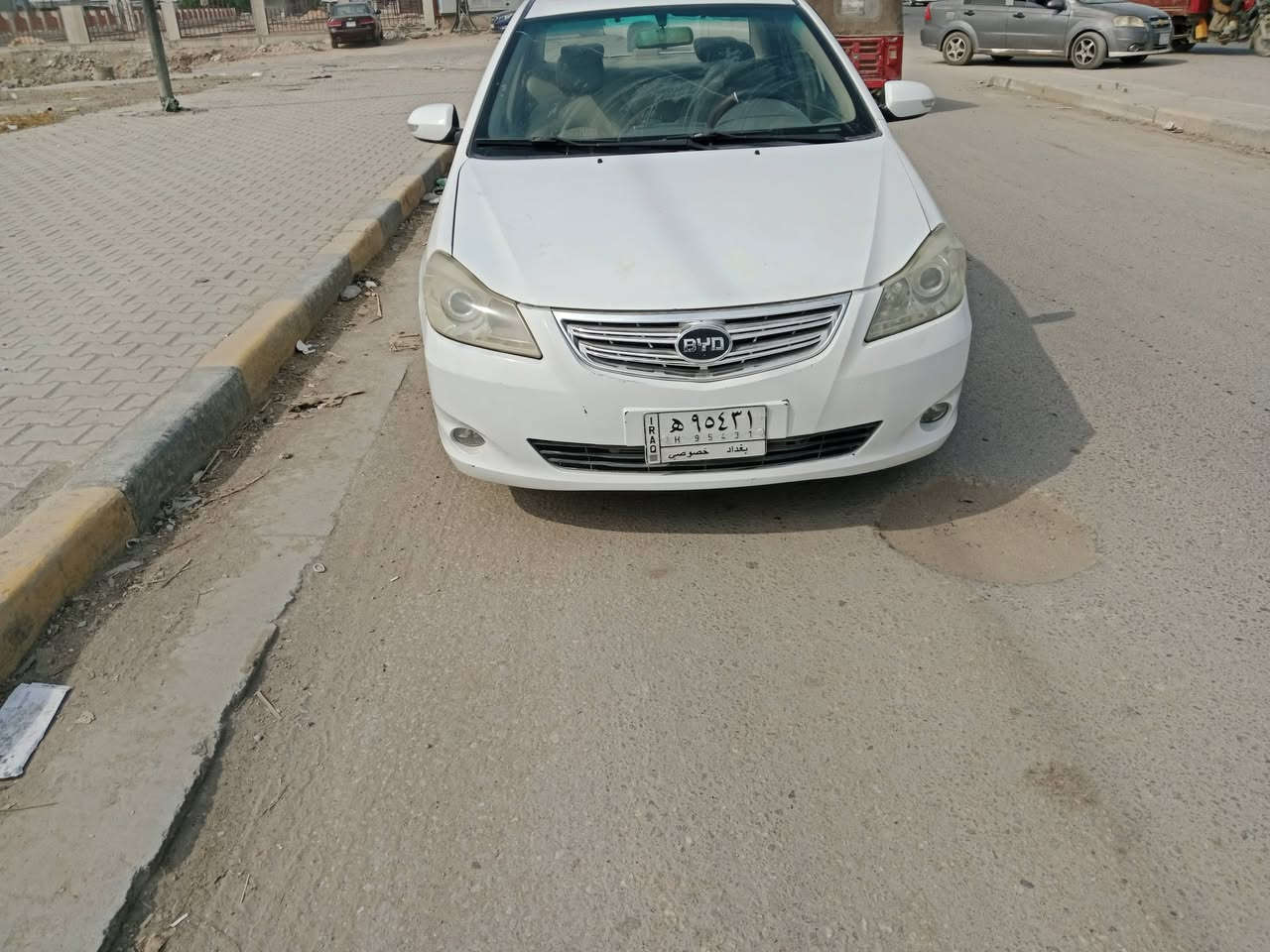 بي وايدي • ٢٠١٣ • صبغ بسيط