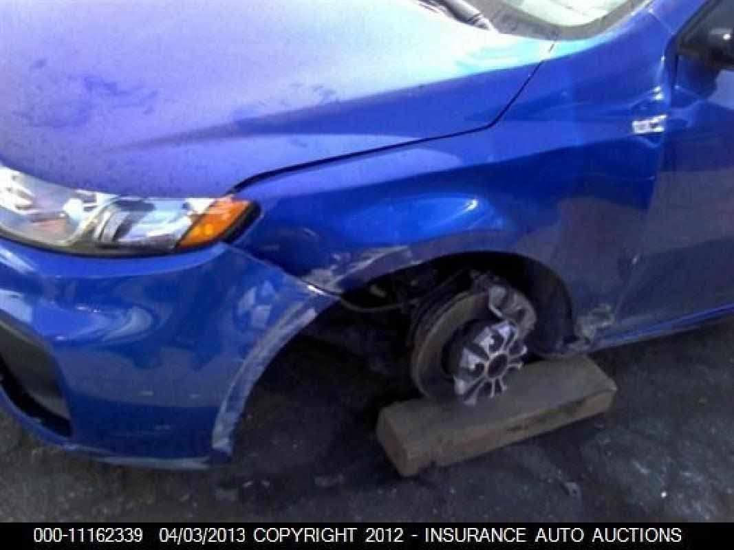 🚙 للبيع: كيا فورتي كوبيه 2013
📍 مكان السيارة: بغداد – حي الجهاد
📞 للتواصل: ***********
📊 المسافة المقطوعة: 97000 مايل
🛠️ المحرك: 4 سلندر – 2000cc
• وارد أمريكي
• حادثها بسيط
• إيرباك واحد فقط  طاك
• باقي الايرباكات سليمة ✅ 
• مصبوغة عام بسبب ضرر الجراد
• صور الحادث مرفقة مع الصور
• رقم السيارة: بغداد الدولي الجديد
• باسم المالك – تحويل مباشر
• لون السيارة: أزرق حبري
• السيارة نظيفة ولا تعاني من أي نواقص

📞 للتواصل: ***********

💰 السعر: 74 ورقة – قابل للتفاوض

نص مكتوب في الصور:
- HONOR X6 50MP Triple Camera
- 000-11162339 04/03/2013 COPYRIGHT 2012 - INSURANCE AUTO AUCTIONS
