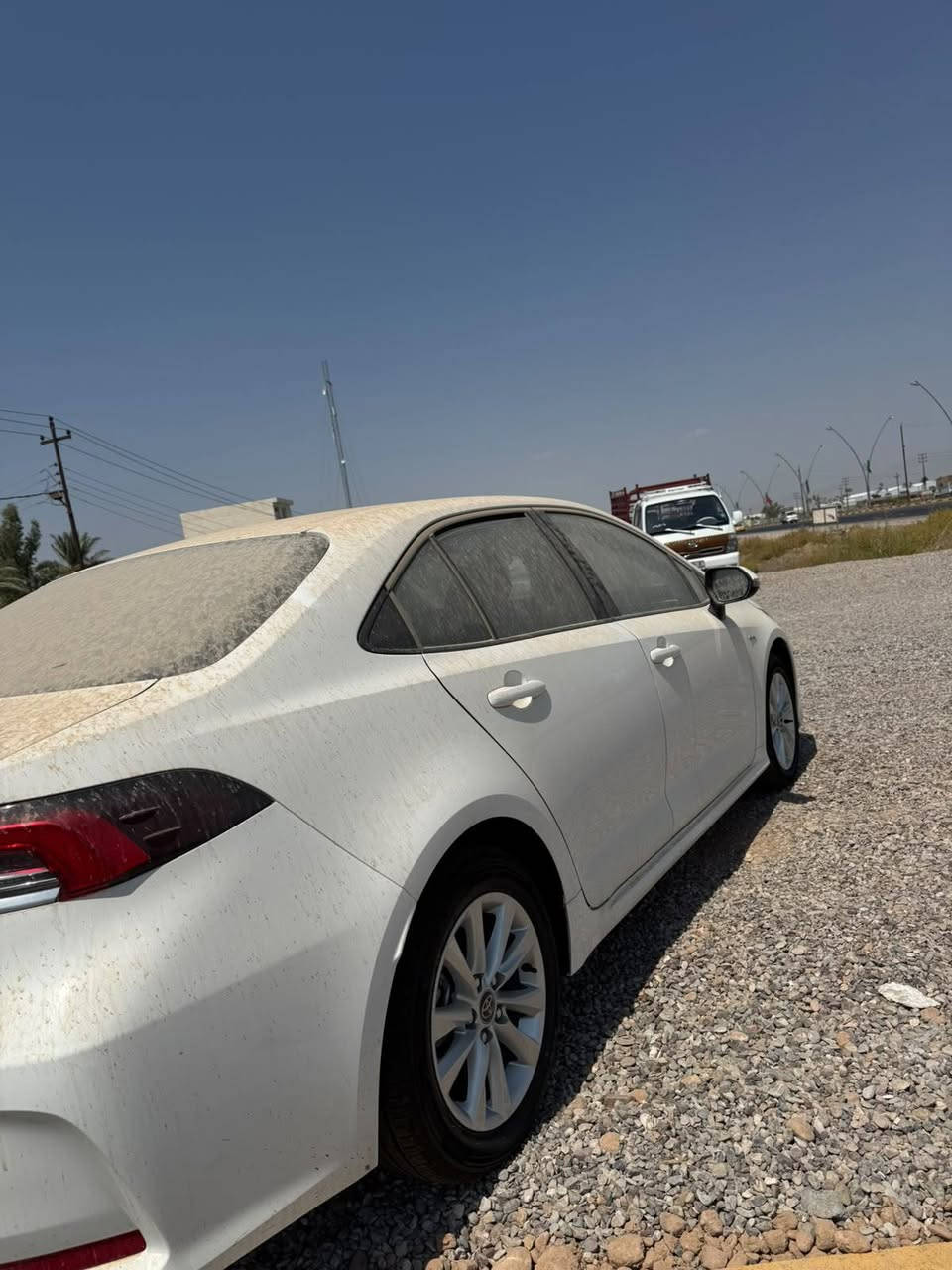السلام عليكم 
كورلاه موديل ٢٥ شكل الخليجي هايبرد 
مرقم بغداد بسمي زيرو 
مكاني بغداد سعر ٢٦ ونص قفل بدون عمله
للستفسار اتصل ***********
