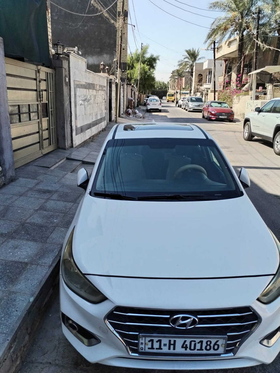 سلام عليكم اكسنت خليجي ١٦٠٠ دوش فول مواصفات موديل ٢٠٢٠،، مكفوله عدا ربع دعاميه صبغ سياره جاهزه بأسمي،، السعر ١١٥،، الشراي يتصل *********** بغداد تحياتي،،
