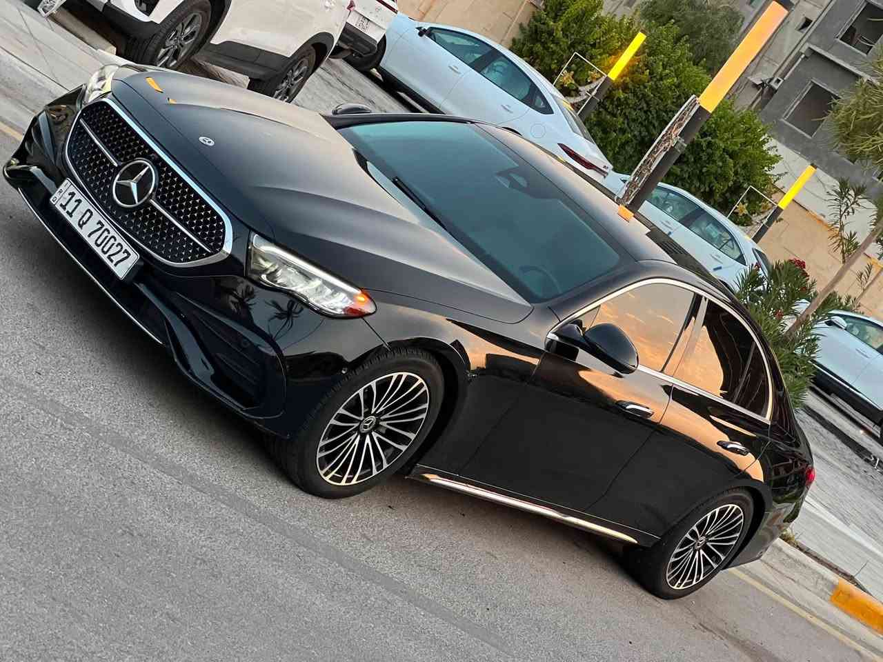 Mercedes E350 2024 السلام عليكم للبيع
AMG plus ماشية 20 الف كيلو رقم مميز
السيارة فول مواصفات 1/1 وارد امريكي جاملغ خلفي صبغ وشوي بارد بالجاملغ الخلفي الثاني بدون ايرباك لا شخوط لا رضعات ولا بوارد ابد مغلفة ppf ضمان ١٠ سنوات السيارة جديدة وبحالة الوكالة صفر مسج تضليل اصلي ألمان ضمان مفتوح السيارة كلش حلوه وجاهزة ومابيها اي نقص سعر خاص
***********
