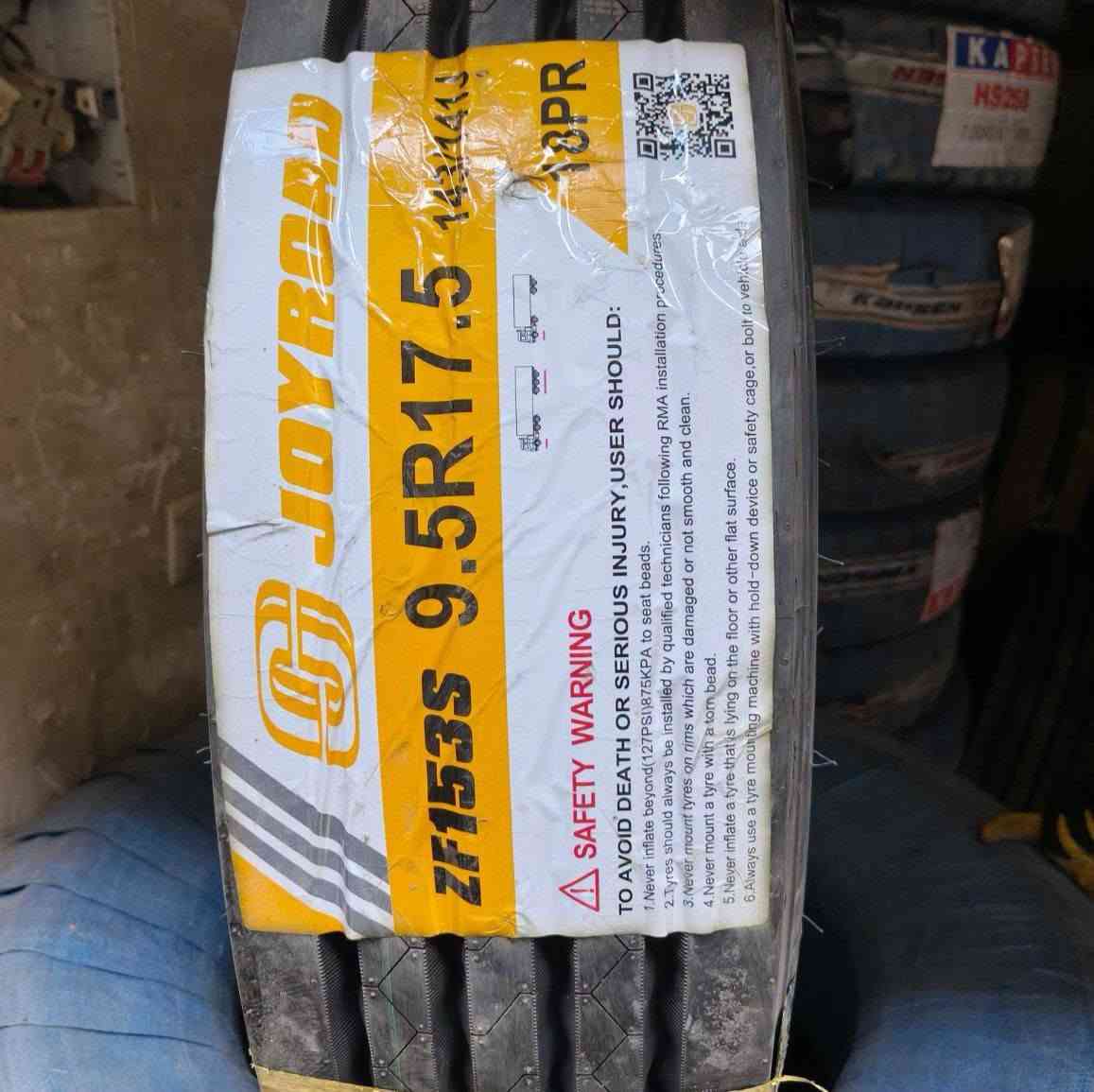 اتيكو - هينو

نص مكتوب في الصور:
- JOYROAD DRIVE FURTHER I WORK HARDER MADE IN CHINA صنع في الصين اطار شاحنات قوة . أمان . أداء عالي القياس 9.5/17.5 الاسم جايرود بلد المنتج الصين عدد الطبقات 18 قاط سنة الإنتاج 2026 مناسب لجميع أنواع الشاحنات HINO تحمل عالي للأوزان الثقيلة ثبات ممتاز على الطريق استهلاك وقود أقل عمر افتراضي طويل (واتساب) *********** بغداد - الكرادة - طريق معسكر رشيد مجمع مشن للاطارات والبطاريات
