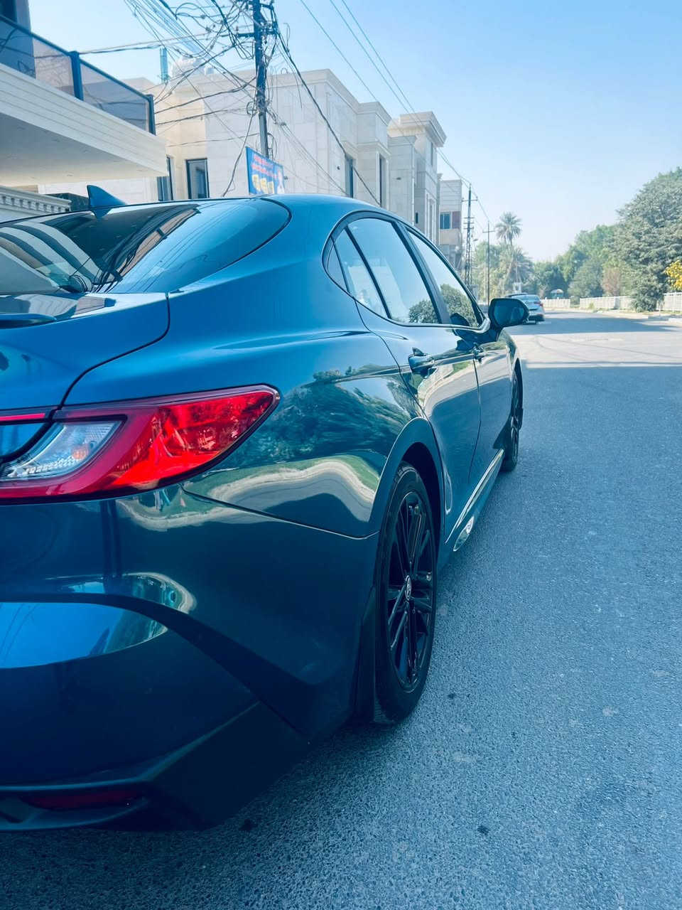 ◇ للبيع فقط ◇

!! Toyota Camry SE Hybrid 2025 !!
          
              👌 مواصفات رياضة 💯

 💎( رقم بغداد )
     
💎 المسافة المقطوعة :12،500 الف كيلو متر

💎 سعة المحرك  2.5  هجين

💎 مقود تدفئة

💎 مقود شفتات رياضة 

💎 دوسات بانزين بريك رياضة

💎  تبريد شاشة كبيرة ديجتال 

💎 الدشبول شاشة كبيرة ديجتال 

💎 رادار أمامي 360°

💎 حساسات أمامية / خلفية 

💎 لايت زينون عالي/ناصي

💎 سلايد  فتحة سقف وضعيتين 

💎 مفتاح التشغيل بصمة

💎 تشغيل عن بعد

💎 شاشتين دجيتال كبيرة 

💎 كامرة خلفية 360°

💎 الأنارة الداخلية LED

💎 المقاعد جلد

💎 حركة المقاعد الأمامية كهرباء مع تدفئة

💎 الجامة الأمامية والخلفية هيترات ضد الضباب 

💎 مثبت السرعة ( Cruise Control )

💎 وضعيات القاده 4 نورمال وقتصادي وسبورت و EV مود

💎 غيار السرعة / الگير(Traptronic units)

💎 حساسات ضغط أطارات ( Auto Tyers Sensors )

💎 قطعتين تبريد

💎 هاند بريك كهرباء ( Auto Hold ➕️ Auto Stop )

💎 تحديد المسار (Lane Assist )

💎 نظام مانع الانزلاق ( ABS ➕️ Traction Control )

💎 صندوق كهربائي 

💎 Bluetooth / USB 

💎 Wireless  شاحن هاتف

                                         $ 24.500💸

سيارة وارد امريكي ➖️ حادث بسيط بدون دواخل وشواصي و جميع الايباكات سليمة

 ☎️ للأستفسار ☎️
*********** ➖️ على الخاص

