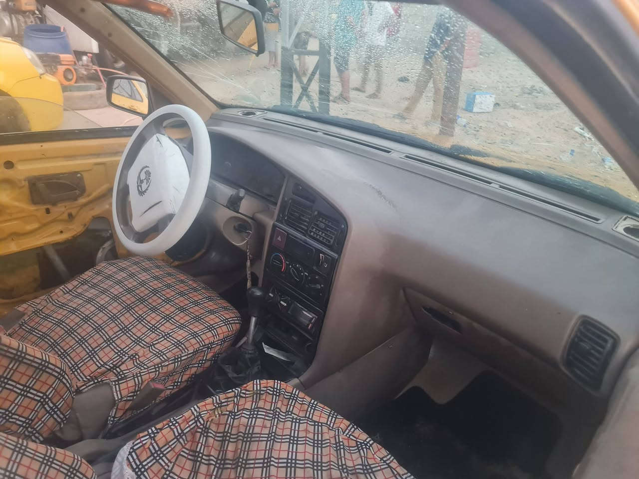 ٤٠٥مصفره هيه غرامه مديل ١٥ مكفوله من ضربه سعره ٢٠ بيه مجال بصره خورالزبير***********
