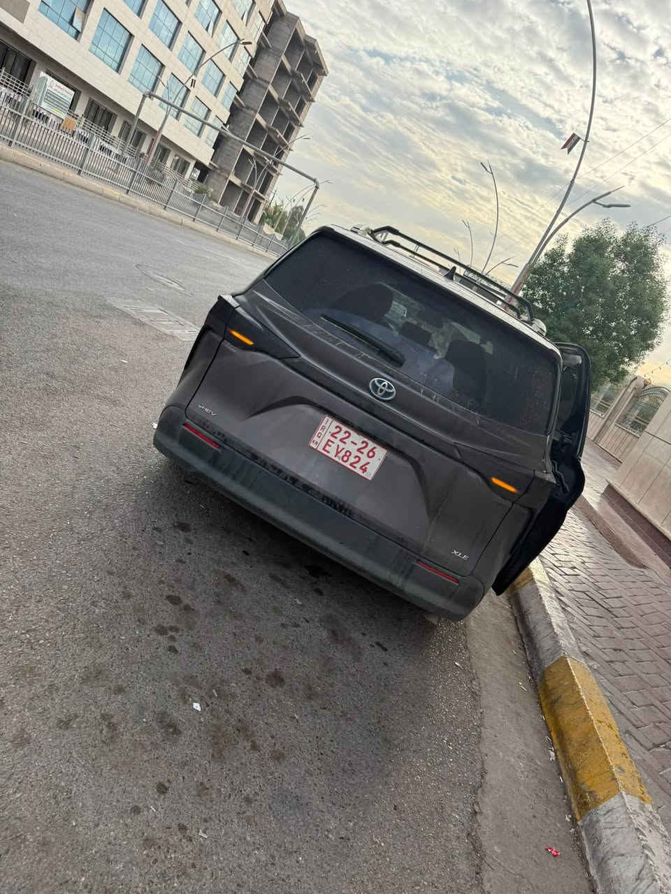 سيينا XLe • ٢٠٢٥ • ٥٠٠٠٠ مايل
