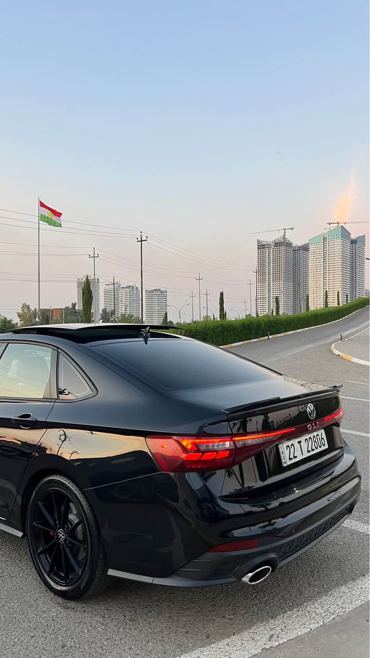 كورولا GLI • ٢٠٢٥ • ٢٠٠٠٠ كم