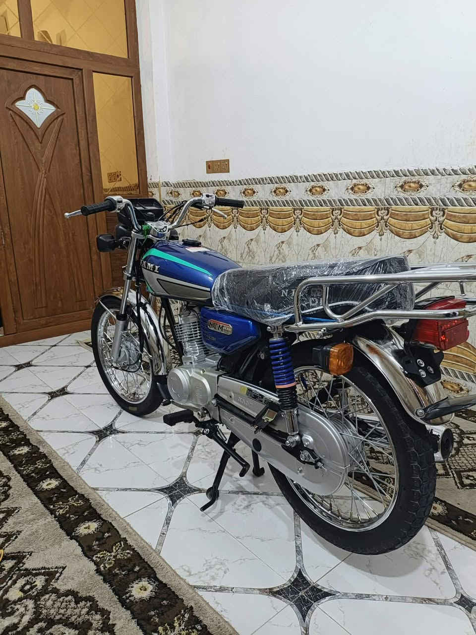 سلام عليكم دراجه اربعه كير مديل27اوراق 
سكنر كفاله عامه من كلشي 🤐
ما مفتوح بيهه برغي 
ولون حلو 
بسعر 775 وبيه مجال قليل 
مكاني كربلاء حي الوفاه 
***********
