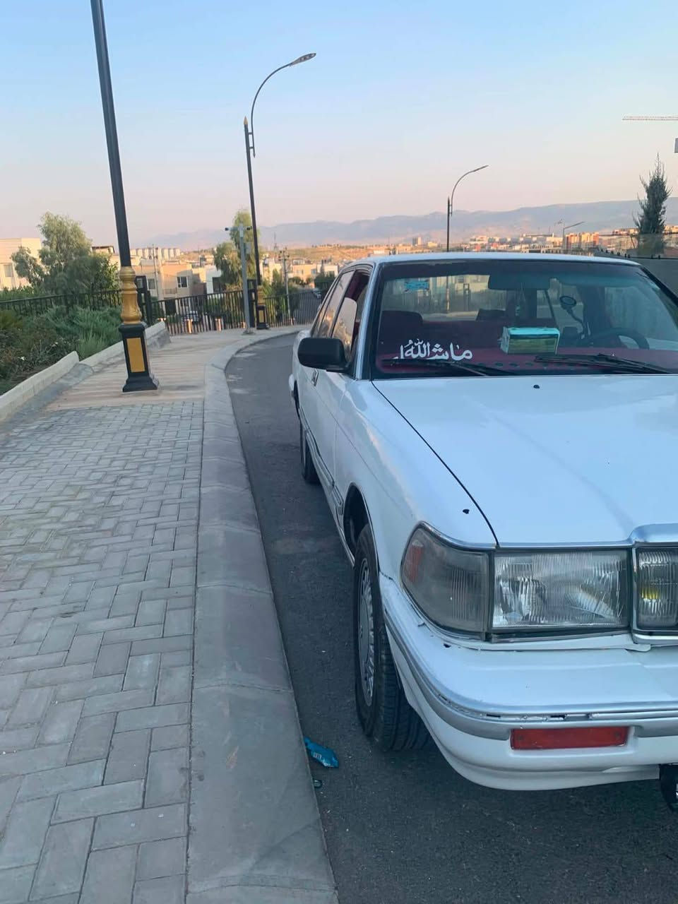 سیدان مۆدیل 1990 گیڕو مەکینەی vvt3000 لەسەڕە تەبڕید لەگەڵ سویچ کامل بۆیاخ
 بۆجوانی ناویم تازە گۆڕیوە جوان گیڕو مەکینە بەشەرت ئاڕمی بلاستیکی سلیمانی ئاڕمەکەی تازەیە یەکسەڕ بیکە بەناو خۆتەوە
نرخی  33  وەرەقە و مەچالی بڕایانە
 لەسلیمانیم
بۆ زانیاری زیاتر تێل بکە ***********
