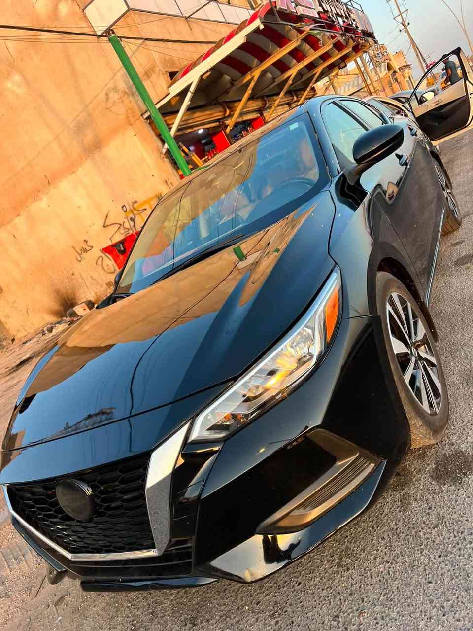 سلام عليكم نيسان سنتره مديل 2023 
السياره فول مواصفات وارد امريكي السياره داخله قرق 
مبدله ضفيره وعقول كله بلادي سياره حلوه وجديده داخله هزه وكامله بس ضاله ع ترقيم مكان السياره بصره السعر 118وبيهه مجال ولمشراي لا يتصل ما متواجد بل فيس رقم وتساب تصال‪***********‬
