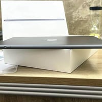 آيباد ٩ • ٦٤ • نجف