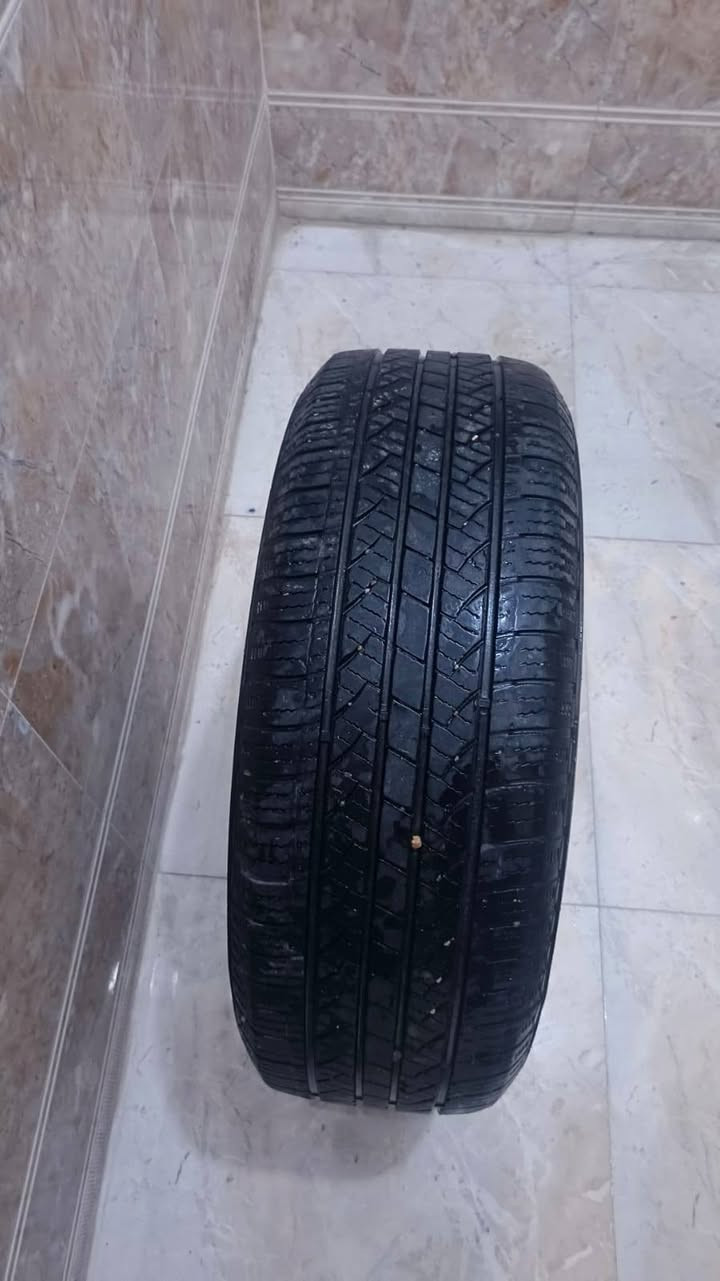 ويل نجمه18 تاير كابسن مستغدم 3اشهر اخوجديد الويل وتاير 
تخم كامل اربعه وياله سعر 700وبيهن مجال بصيط رقم ***********تواصل على رقم رصيد فقط مكلف بنشر
